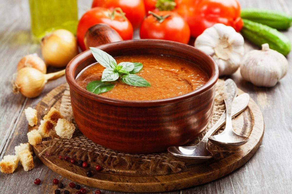 Reteta gazpacho – supa de rosii rece